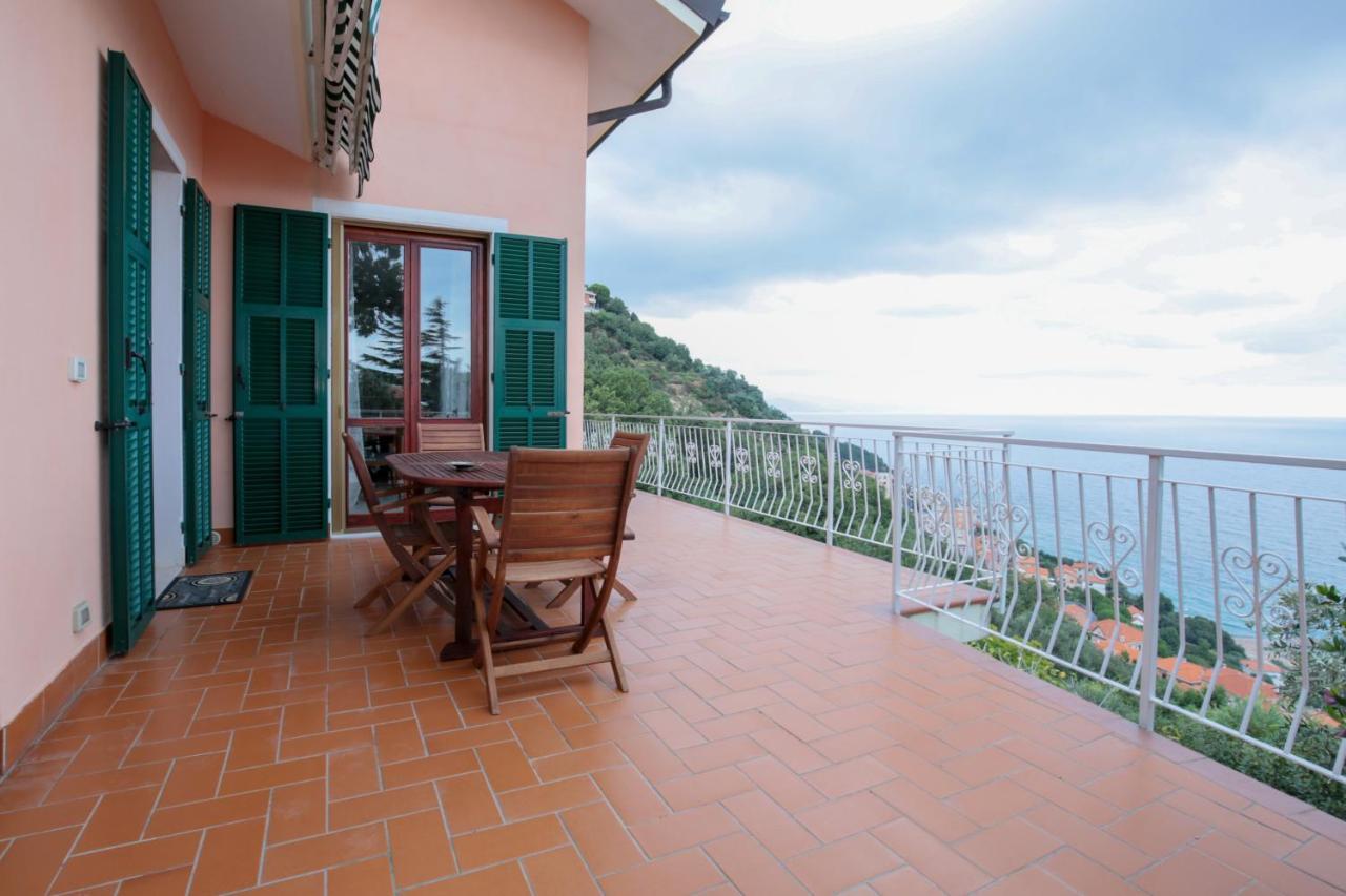 Villa Gio - Terrazza Nel Blu ベルジェッジ エクステリア 写真